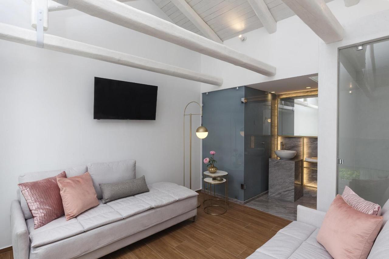 Mirabile Luxury Suites Ханья Экстерьер фото